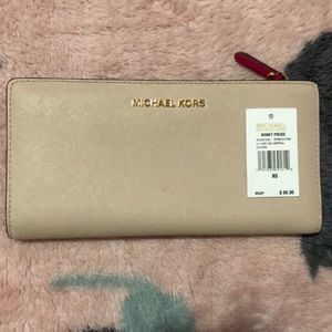 Michael Khors Wallet